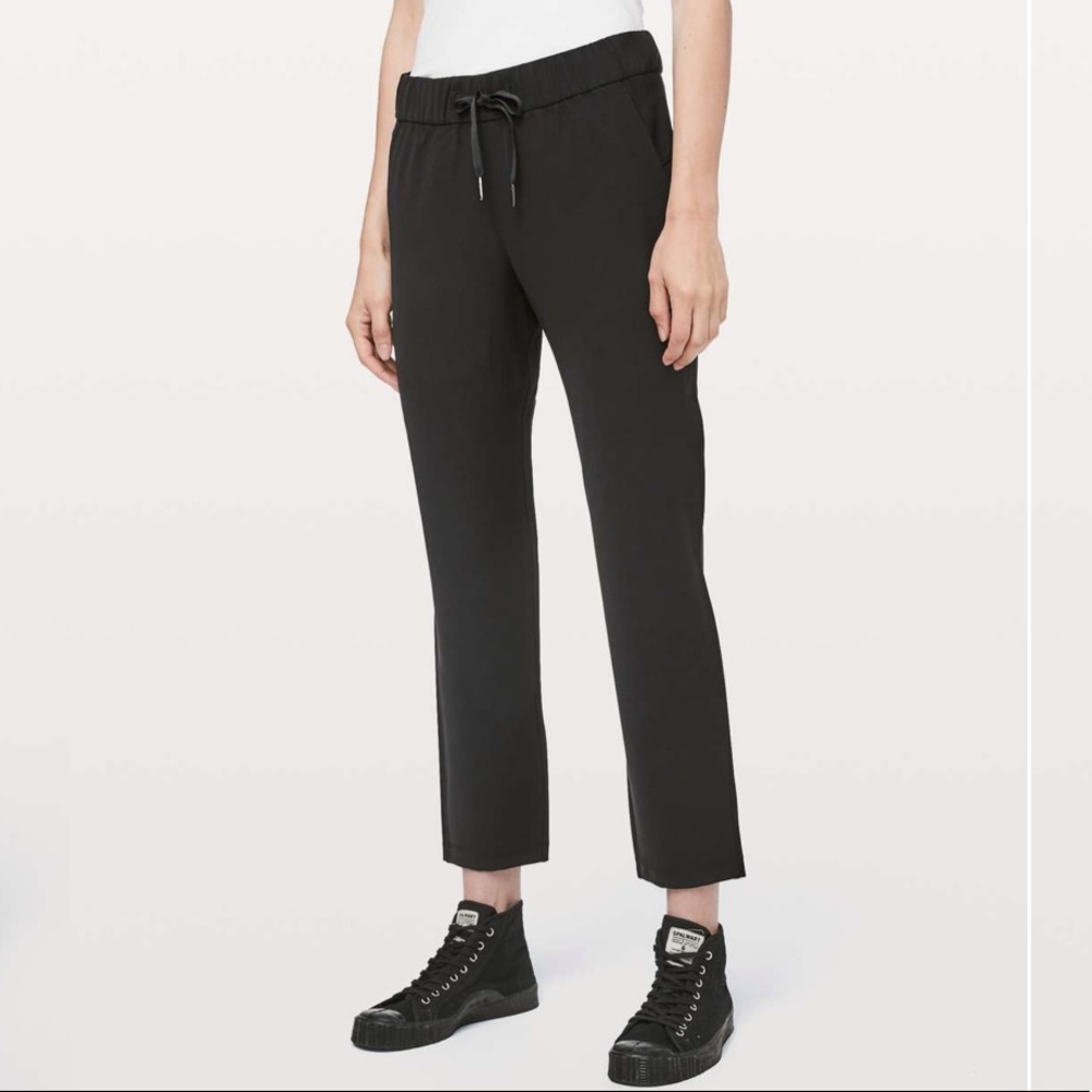 Lululemon On The Fly Woven 27" Casual Work Pant in black